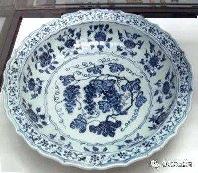 融合東方神韻 阿迪達斯新款聯名鞋與景德鎮瓷器的設計共鳴